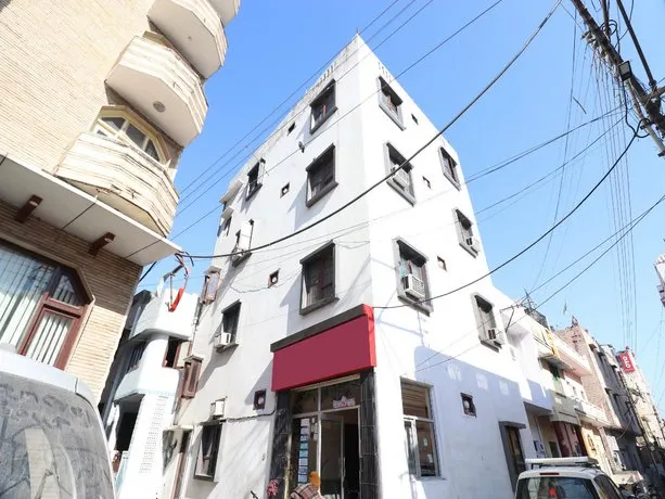 Hotel Shree Mangalam by OYO Rooms - Image 1