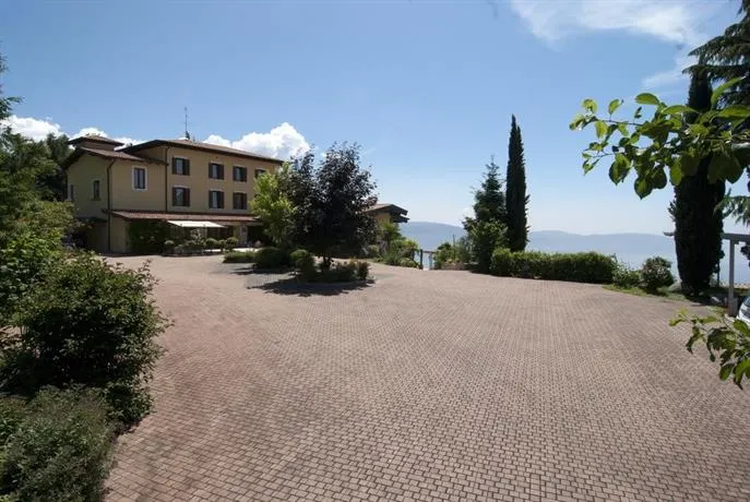 Hotel Mariano - Image 1