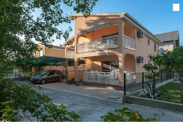 Apartments Mir - Image 1