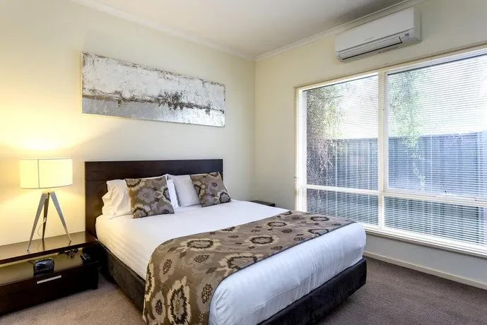 Bendigo Holiday Houses Baxter - Image 1