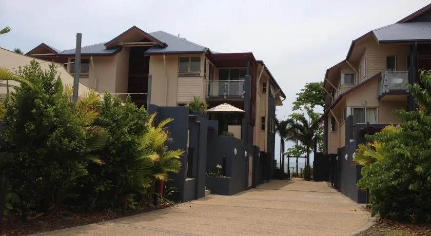 Beach House Apartment 1 - Image 1