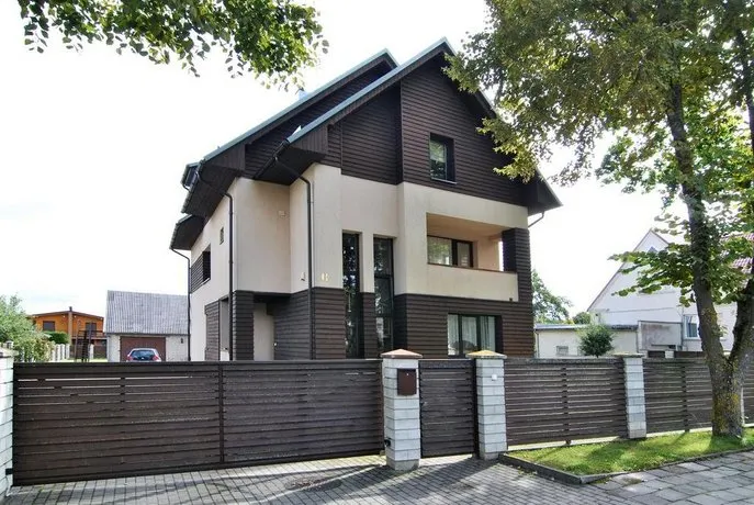 11 Zuvedru - Image 1