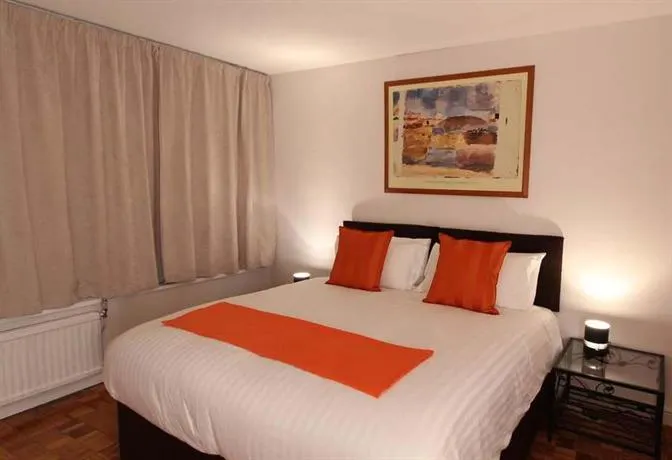 Stay at Kensington and Knightsbridge - Image 1