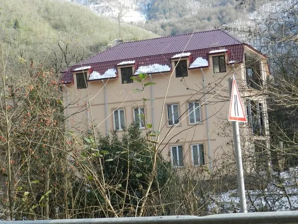 Guesthouse in Makhuntseti - Image 1