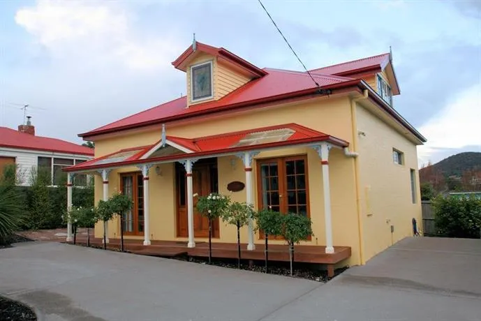 Hobart Quayside Cottages - Rosies Cottage - Image 1