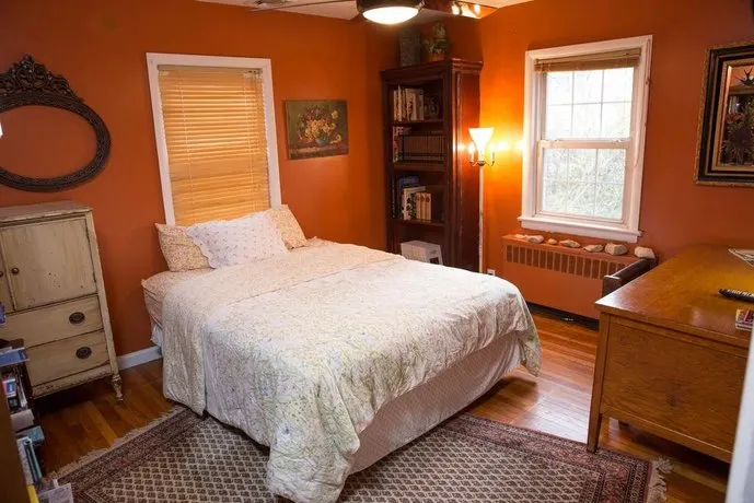 NYC Lights and Jersey Sights 4 BR home by RedAwning - Image 1