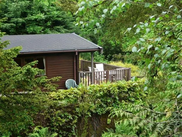 Mockerkin Tarn Luxury Log Cabin - Image 1