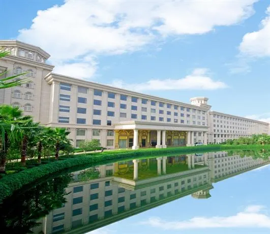 OYC Hotel - Image 1