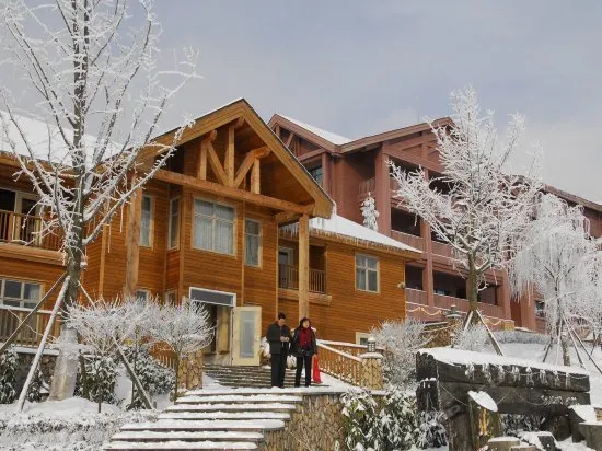 Scandina Resort Hotel - Image 1
