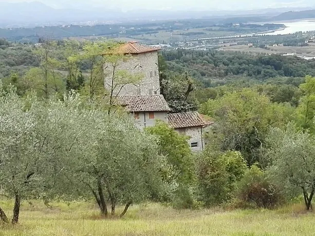 Pulica Holiday Home - Image 1