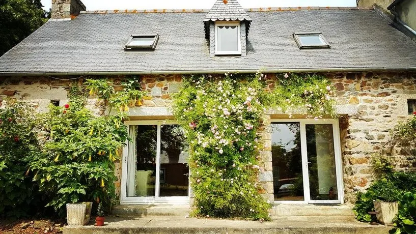 Manoir de Kerguezennec Holiday Home - Image 1
