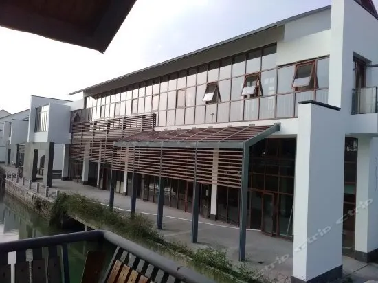 SUZHOU TAI LAKE INTERNATIONAL YOUTH HOSTEL - Image 1