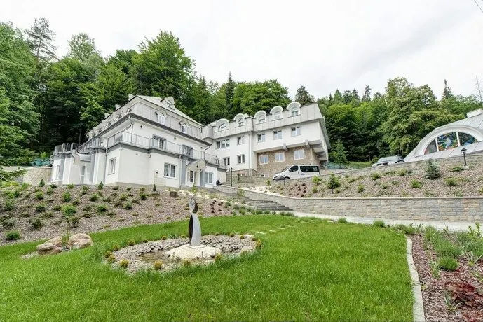 Lesna Polana - Image 1
