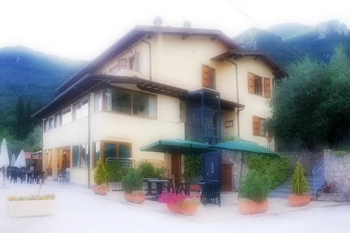 Podere Il Riposo - Image 1
