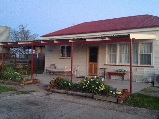 Fairview B&B Cottage - Image 1