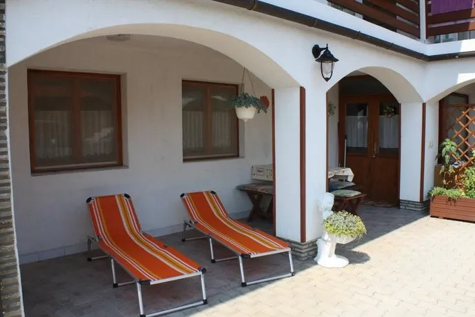 Panorama Apartmanhaz - Image 1