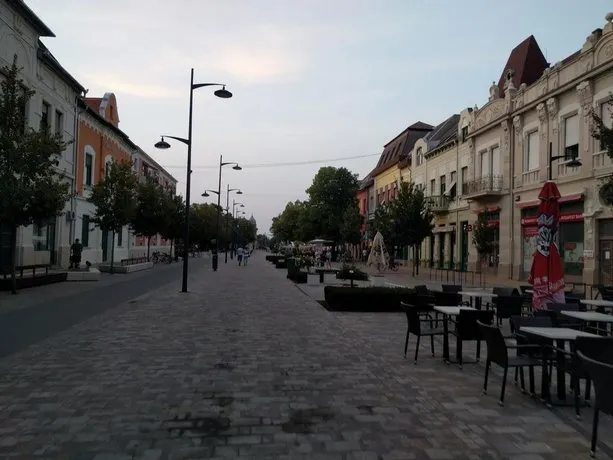 SUN CITY APARTMANHÁZAK - Image 1