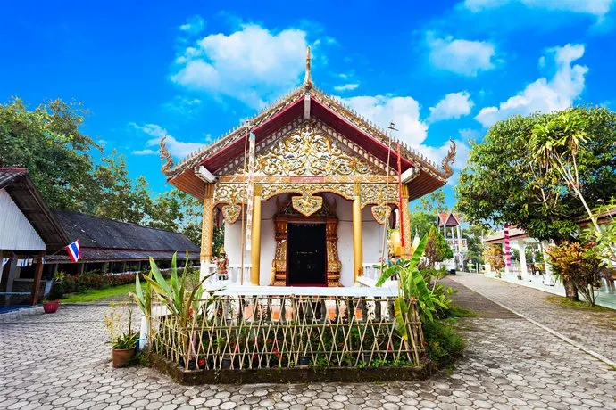 Pai Cat Hut - Image 1