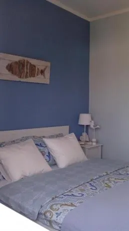 Ana's Island House - Image 1