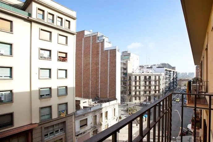 Akira Flats Clot Apartments - Image 1