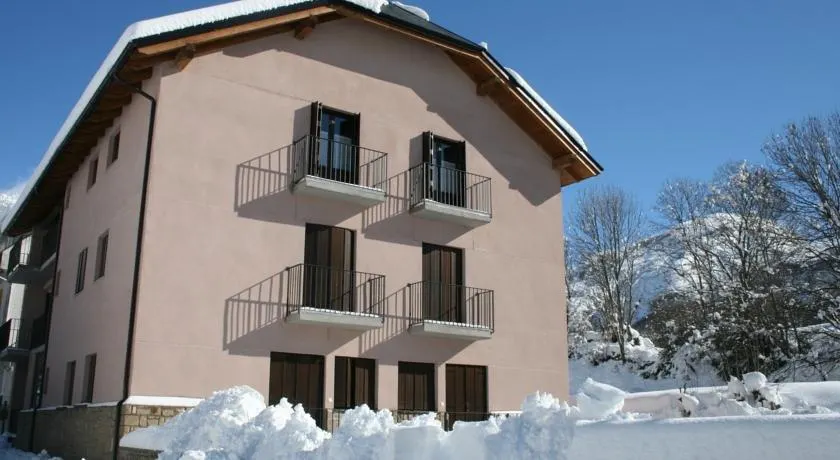 Apartamentos Panticosa - Image 1