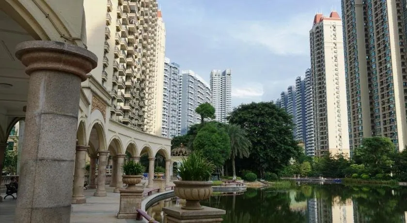 Beihai Golf Vacation Apartment - Image 1