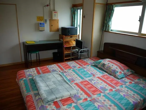 Guest House Paradise Okinawa - Image 1