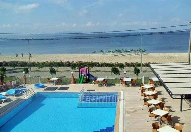 Senam Hotel - Image 1