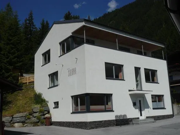 Apart Solana - Image 1