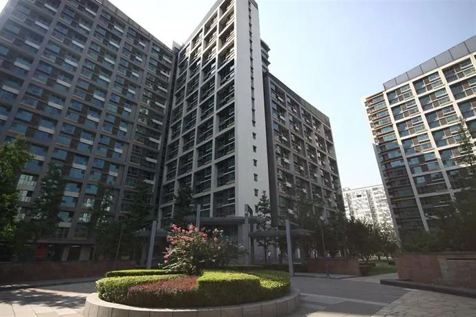 Rich&Young Bojun Serviced Apartment - Image 1
