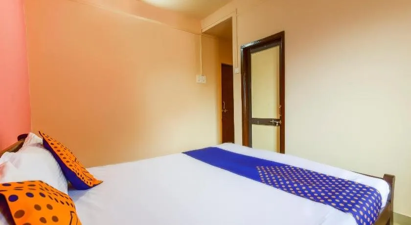 Spot On Hotel Diamond Lodging And Boarding - Image 1