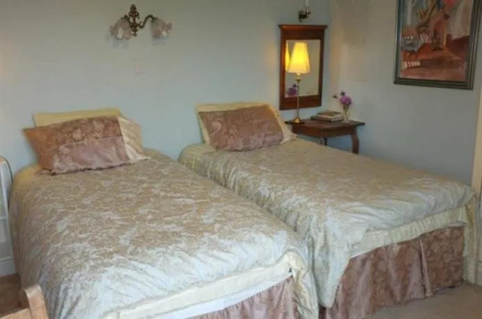 Rodeen Country House - Image 1