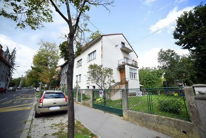 Apartment Srebrnjak - Image 1