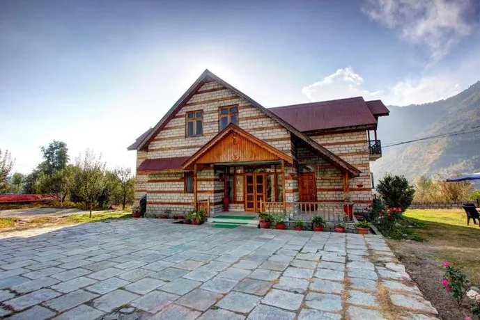 Maya Cottage - Image 1