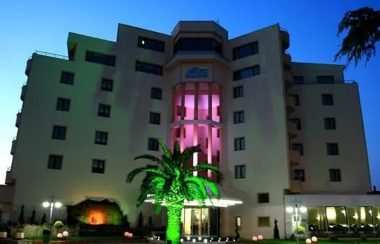 Hotel Akcakoca & SPA - Image 1