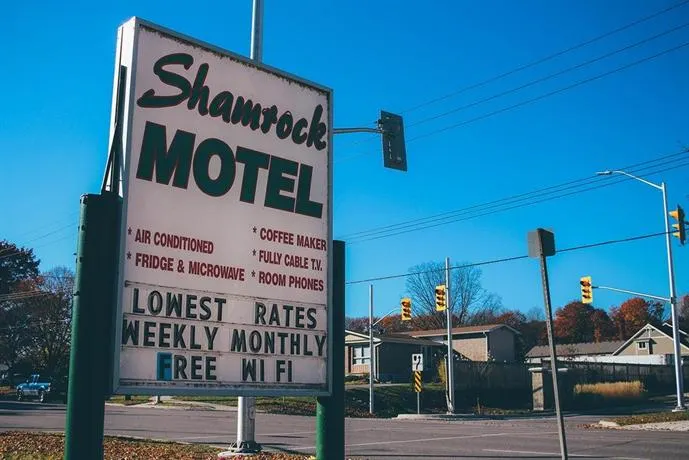 Shamrock Motel - Image 1