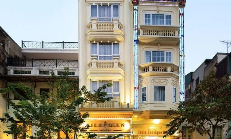 Silk Queen Hotel - Image 1