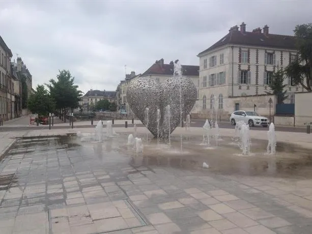Chez Saint Frobert - HYPER CENTRE - BOUCHON - Image 1
