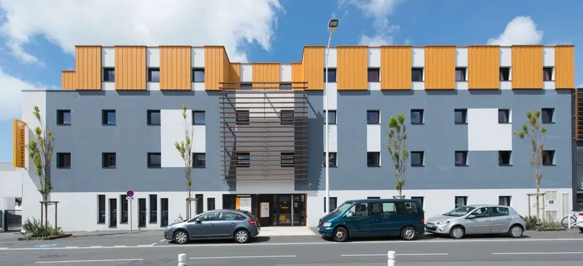 Premiere Classe La Rochelle Centre - Les Minimes - Image 1