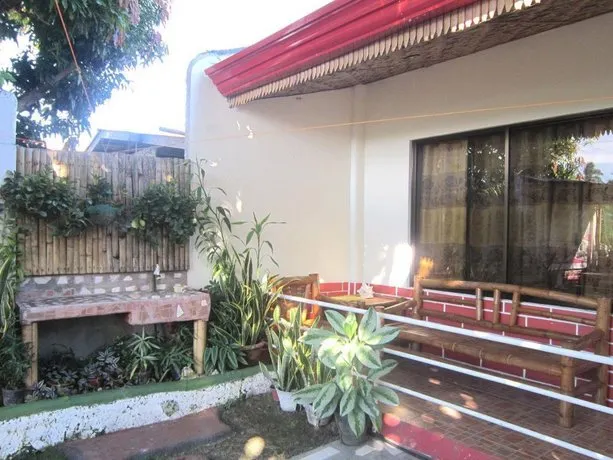Myrnas Homestay - Image 1
