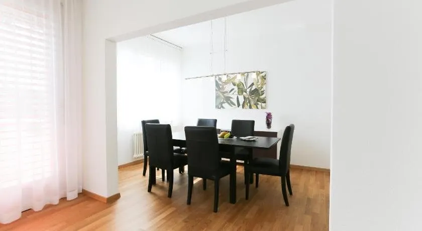 Serviced Apartments Haus 2 - Image 1