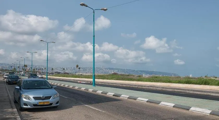 Dream Near the Beach - Image 1