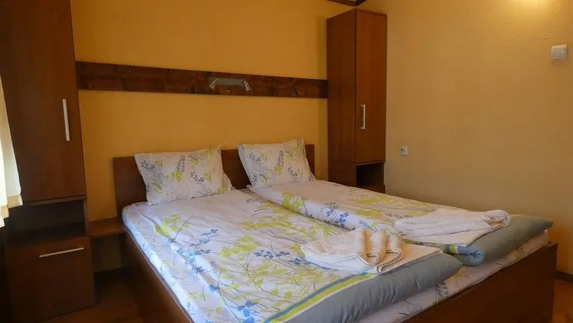 Guest House Chepelare - Image 1