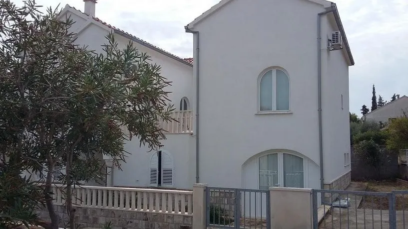 Holiday Home Gema - Image 1