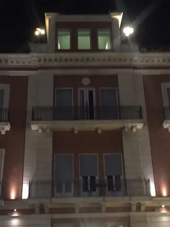 Splendid Belvedere - Image 1