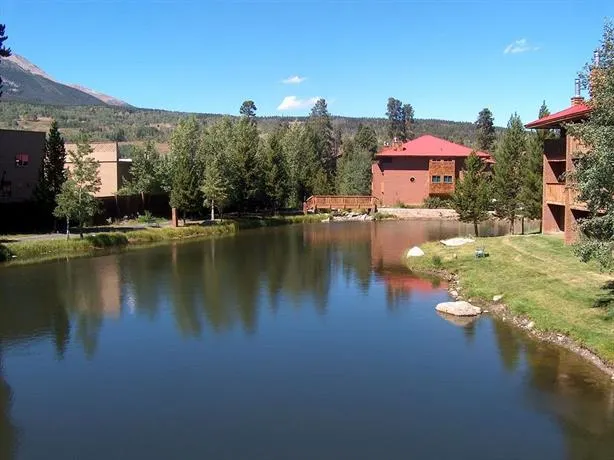 Lagoon Townhomes - Image 1