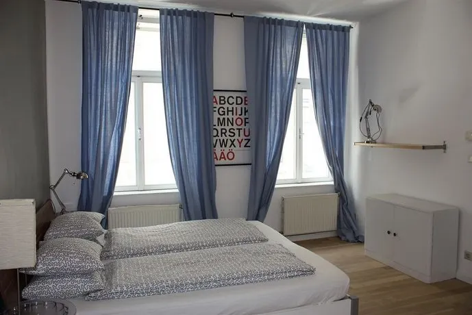 Urban Living Apartment Vienna - Image 1
