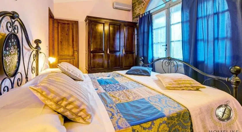 Renovated Villa With a Charming Pool - Image 1