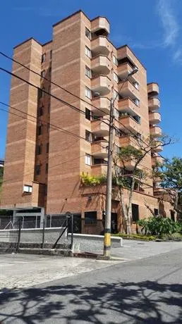 Flat In El Poblado - Image 1