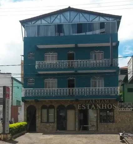 Santa Cruz Hotel - Image 1